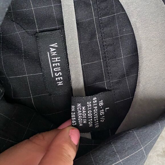 Van Heusen Black Button Down with Small White Check Size Large - Picture 6 of 8